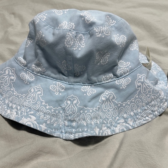 Free People Bandana reversible bucket hat - Picture 7 of 9